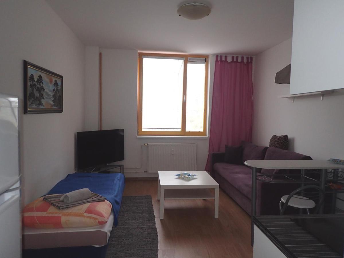 Cozy Apartment Bratislava Buitenkant foto